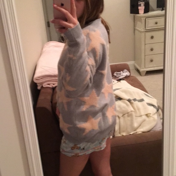 Sweater - Picture 2 of 3